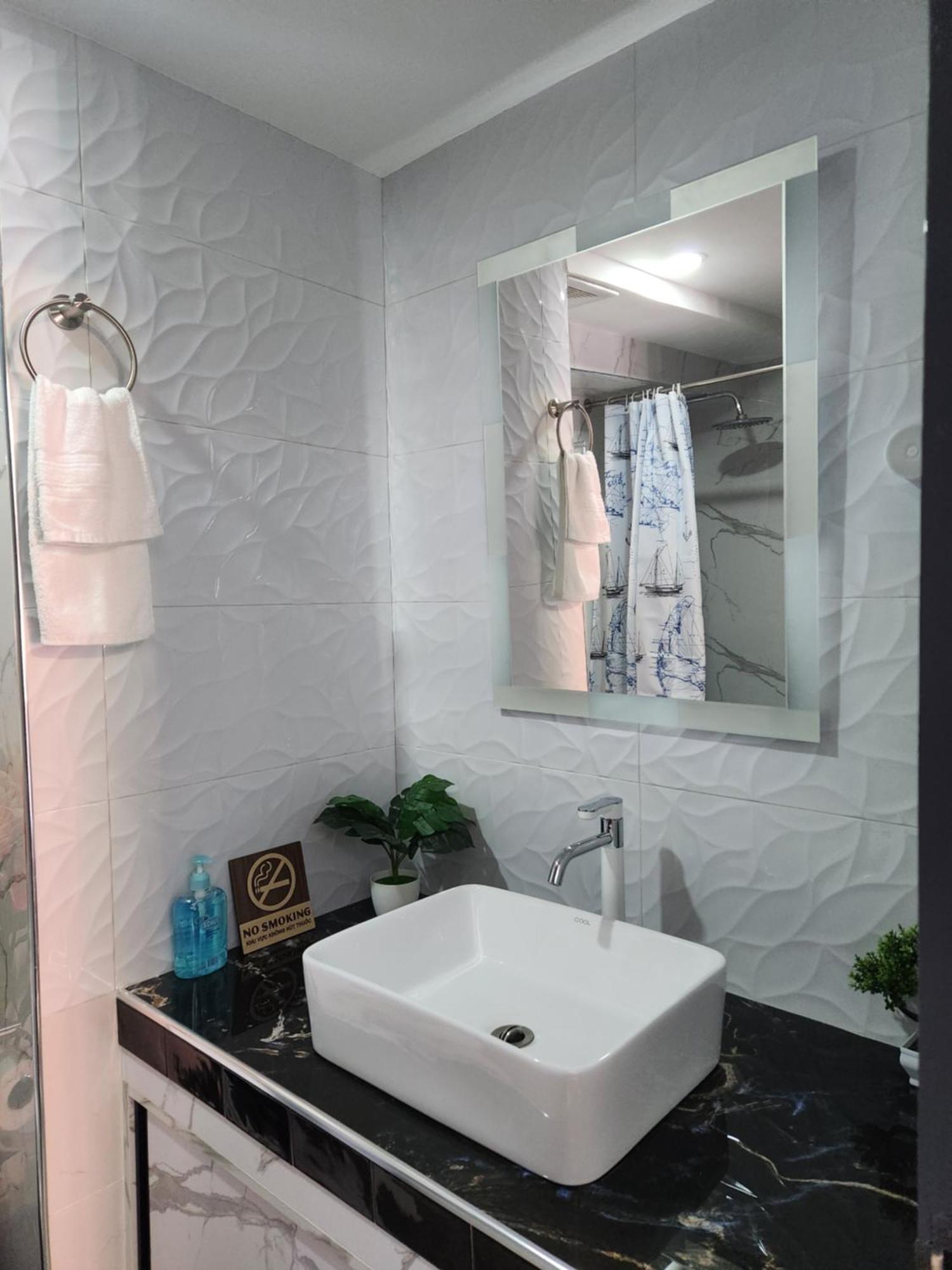 Condo Azur Suites B207 Near Airport, Netflix, Stylish, Cozy With Swimming Pool 麦克坦 外观 照片